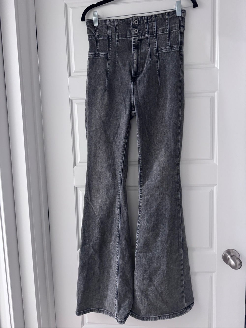 We The Free High Rise Black Wash Bell Bottom Jeans Size 26